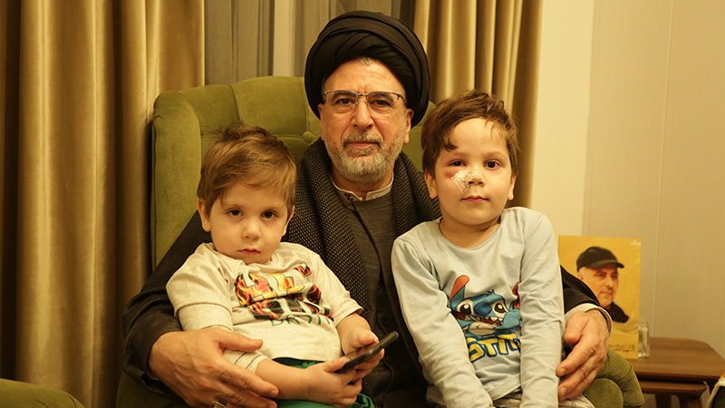 زيارة وهدية رمزية للطفل الجريح مهدي قانصو من مؤسسة الجرحى – بيروت